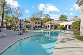Stunningly Designed Sleeps 6 Heated Pool and Spa Scottsdale